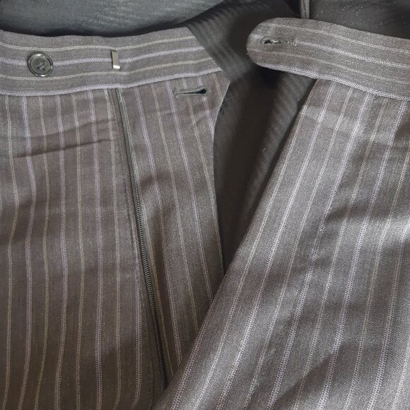Perry Ellis 2 Piece Suit SZ 40T x 34 Grey w/Mauve & Grey Pinstripes 100% Wool - Picture 12 of 16